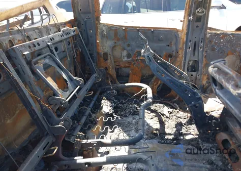 2014 Chevrolet Silverado 1500 1Lt из США, поврежденный, VIN 3GCPCREC7EG509826